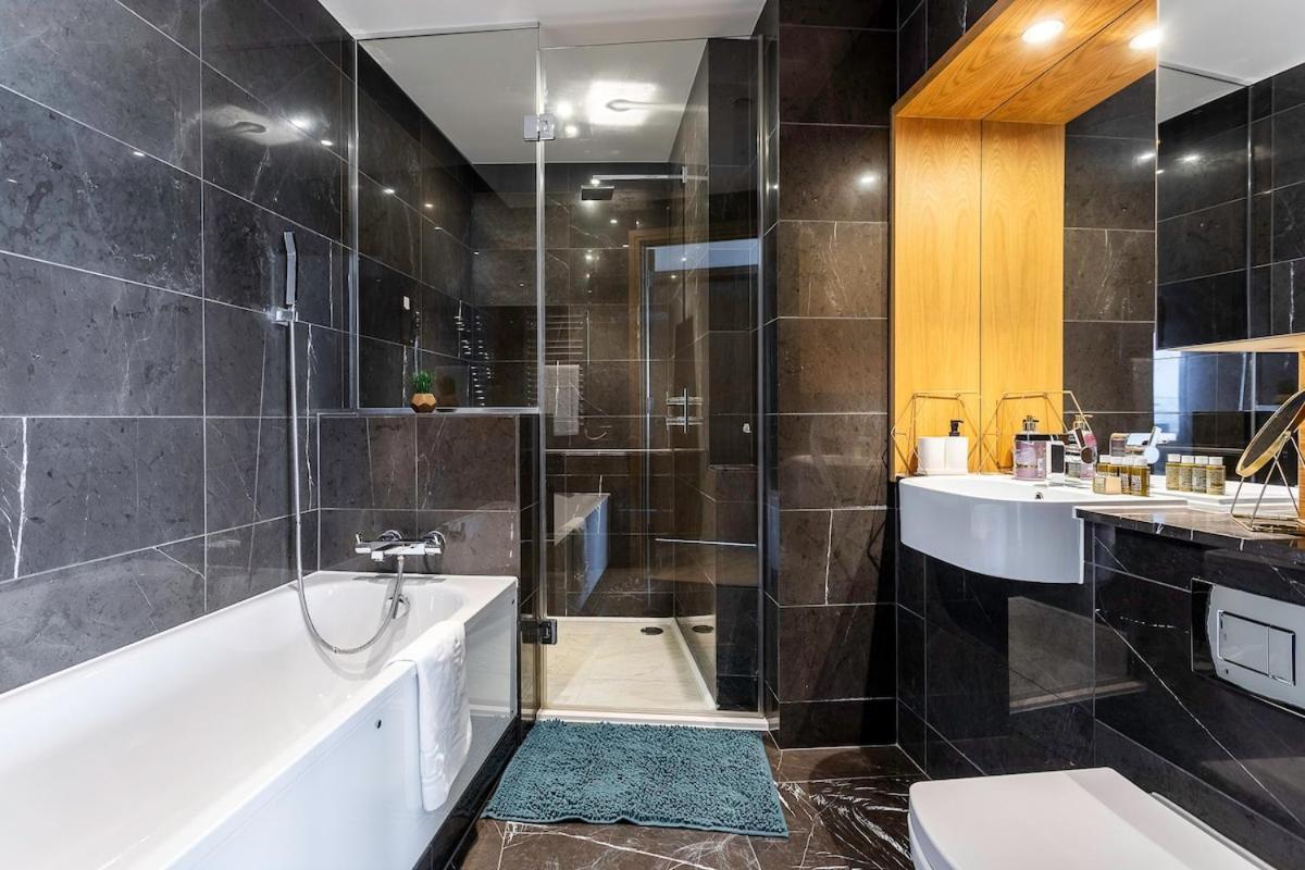 Prestige Panoramic Balcony Appartamento *